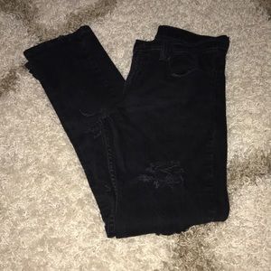 Black Distressed Levi’s